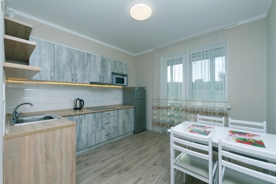Apartament Драгоманова 38А 2Й Поверх Kijów Zewnętrze zdjęcie