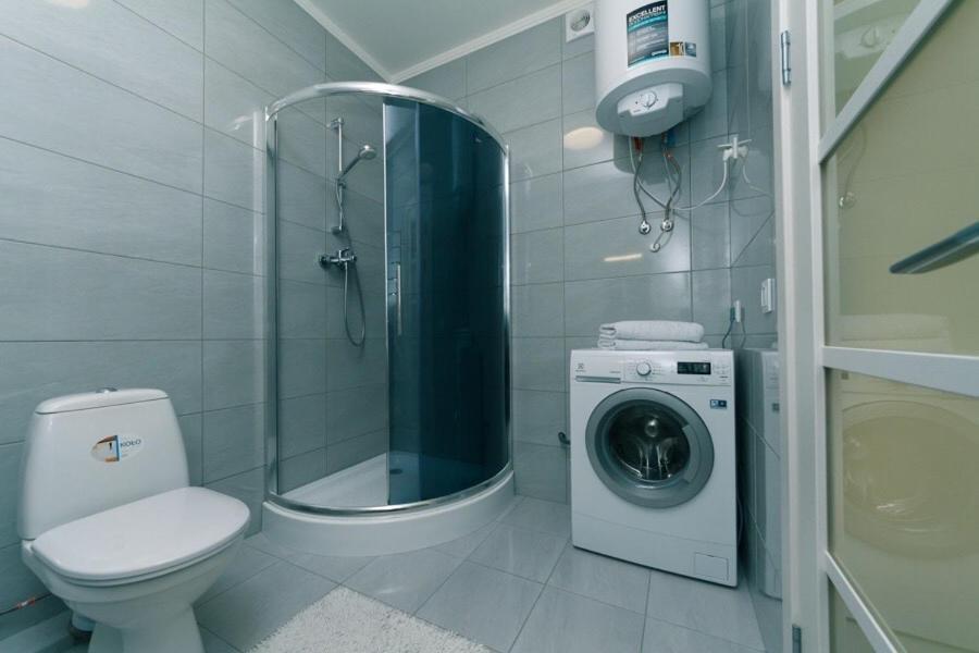 Apartament Драгоманова 38А 2Й Поверх Kijów Zewnętrze zdjęcie