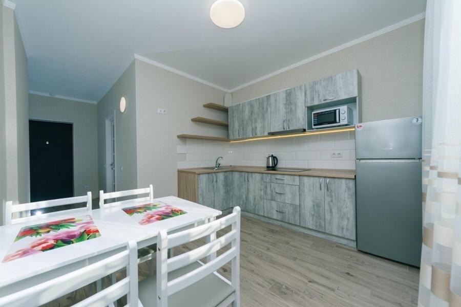 Apartament Драгоманова 38А 2Й Поверх Kijów Zewnętrze zdjęcie